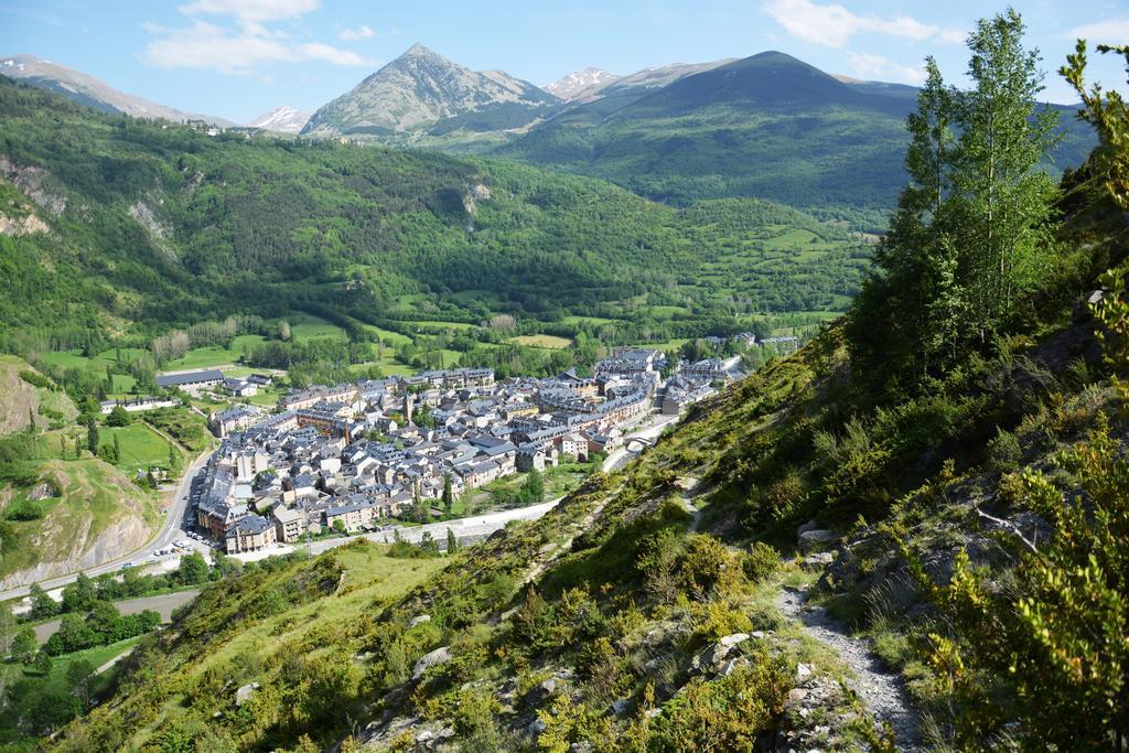 San Marsial Benasque Apart Hotel Экстерьер фото